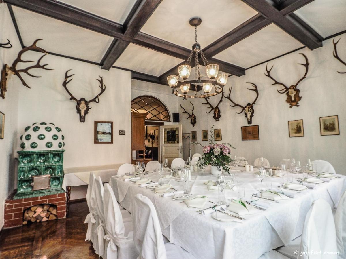 Drei Hasen Hotel 3*